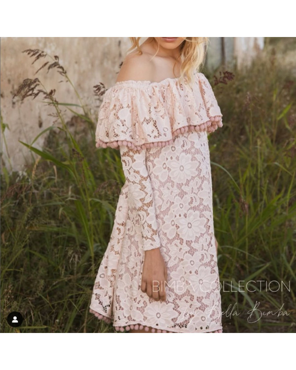 Vestido encaje volante