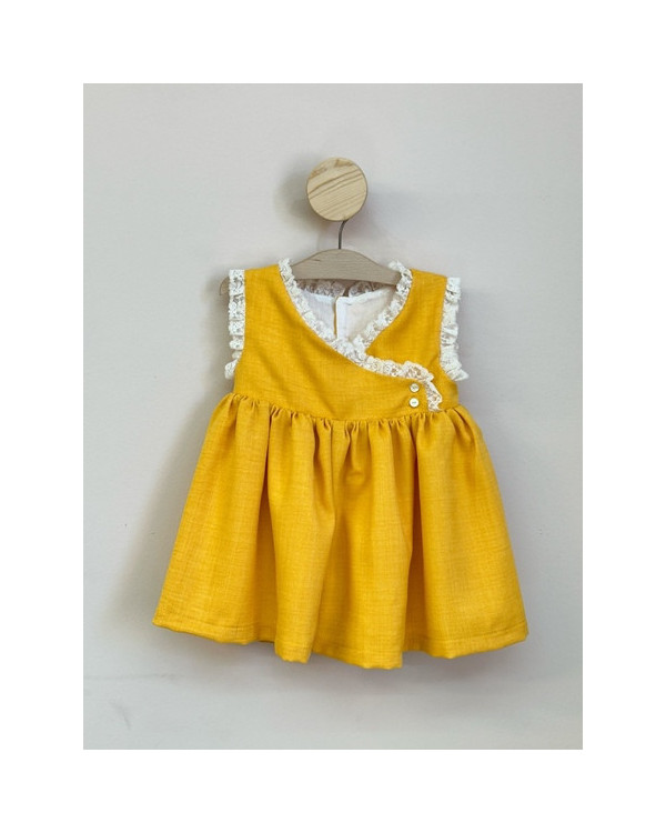 Vestido mostaza sin mangas