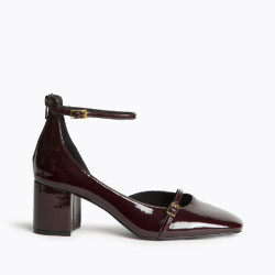 Zapato tacón hebilla burdeos