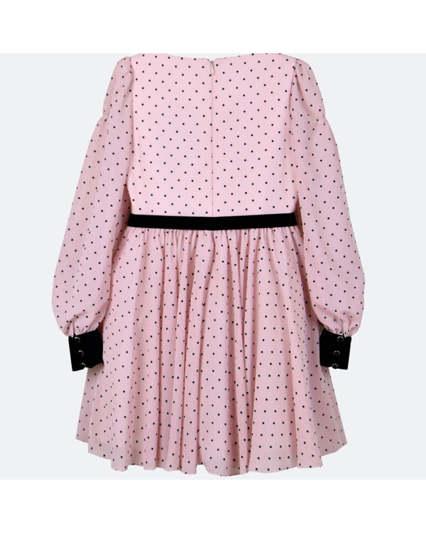Vestido rosa con topos negros