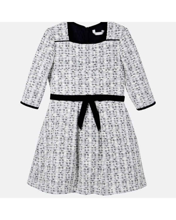 Vestido blanco y negro lazo cintura