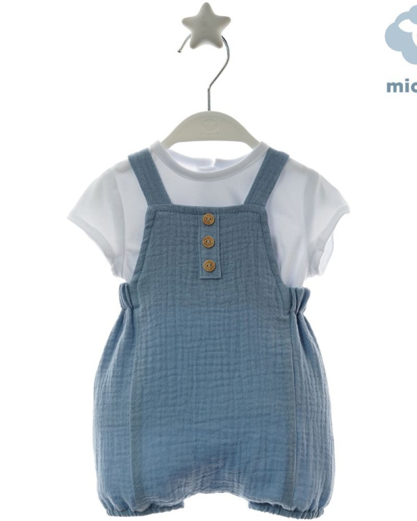 Conjunto camiseta y peto...