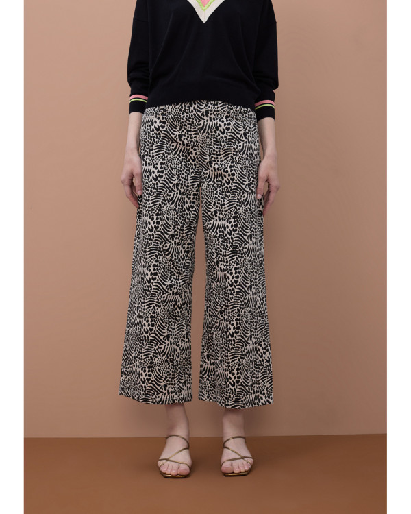 Pantalón sarga estampado...
