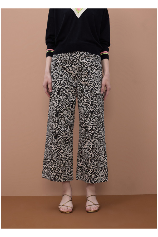Pantalón sarga estampado mancha