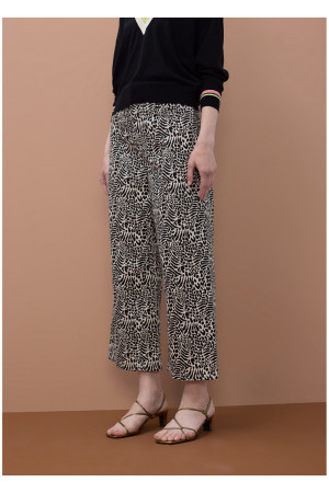 Pantalón sarga estampado mancha