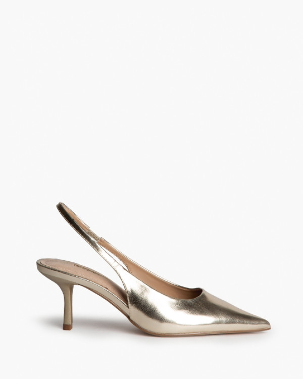 Zapato salon destalonado oro