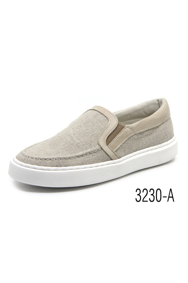 Mocasín piel acabado lino