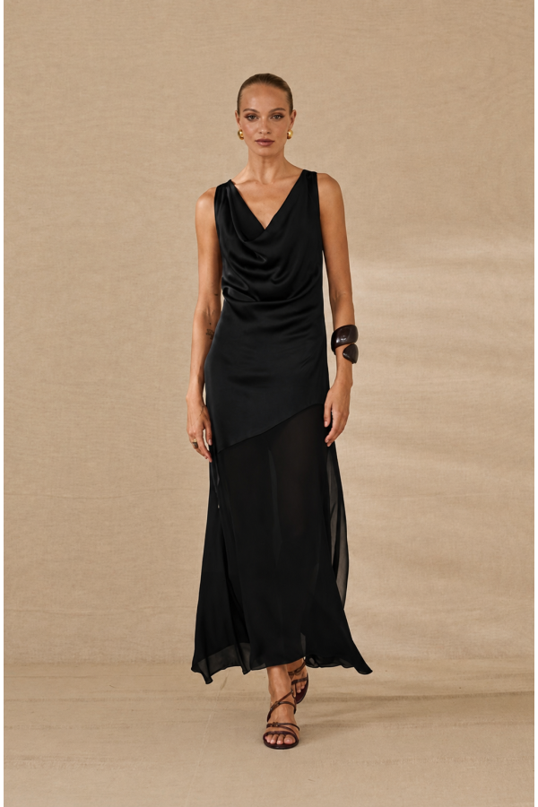 Vestido largo negro seda