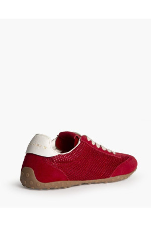 Deportiva troquelada roja