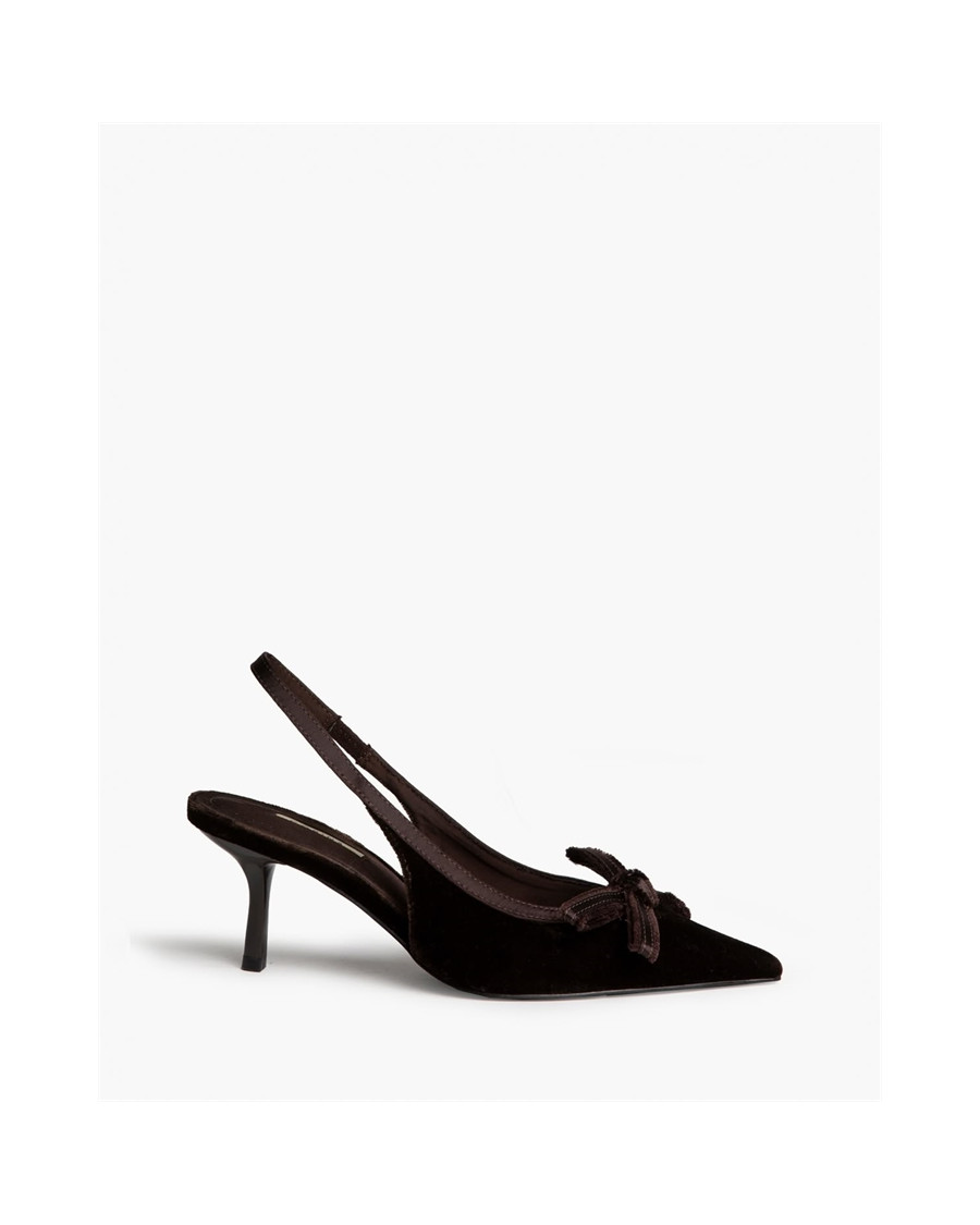 Zapato salón tacón fino color café