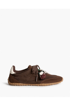 Zapatilla casual cordones marrón chocolate