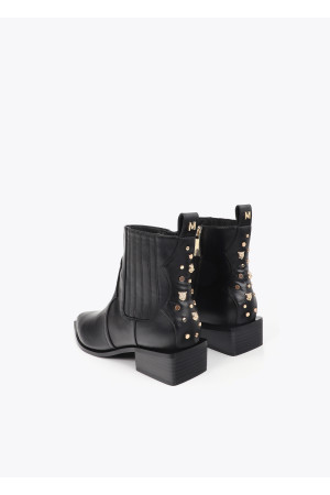 Botín estilo cowboy de piel negro con tachas