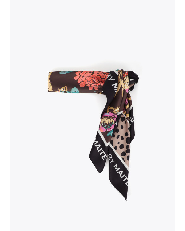 Pañuelo M y estampado floral negro naranja