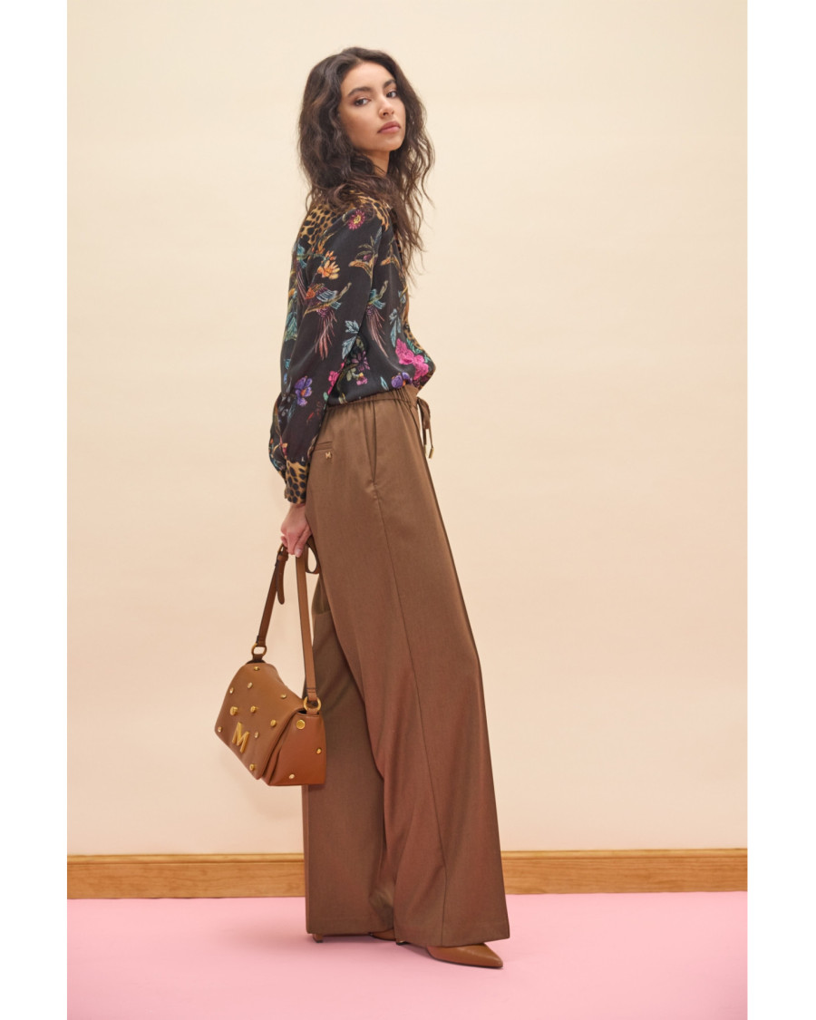 Pantalón fit paris marrón con goma cinturilla